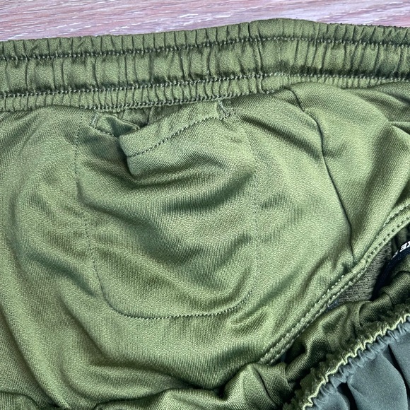 Nike Running Shorts - Picture 5 of 5